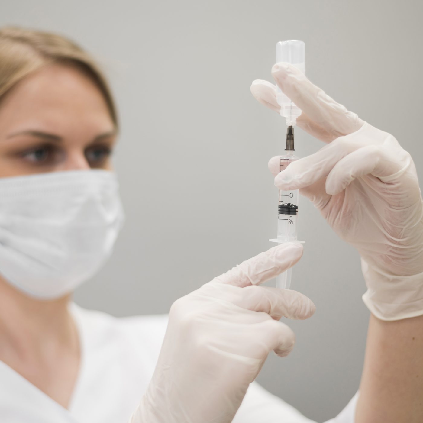 Seringi și ace medicale: Ghid complet pentru utilizare, alegere și recomandări